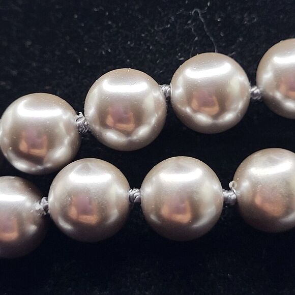 Monet Chunky Silver Simulated Pearl Necklace 29.5in - Picture 1 of 4